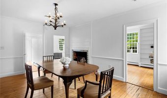 57 Farewell St, Newport, RI 02840