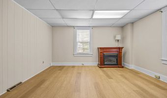 85 School Ground Rd, Branford, CT 06405