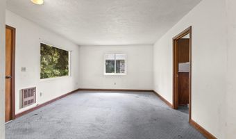 206 E 2nd Ave, Clark Fork, ID 83811