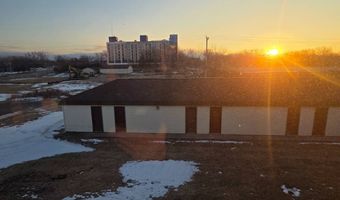 809 Maplehill Dr 5, Albert Lea, MN 56007