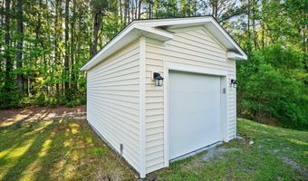 13 Bittie Cir, Beaufort, SC 29906