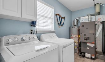 16 Shelli Ter, Barnegat, NJ 08005