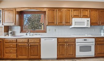 10047 SW 101st St, Auburn, KS 66402