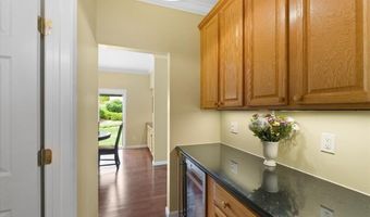 226 Arbor Trails Dr, Ballwin, MO 63021