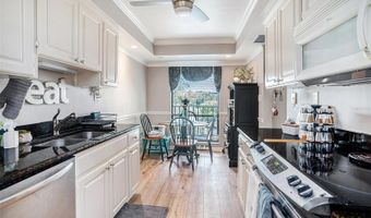 2800 COVE CAY Dr 4F, Clearwater, FL 33760