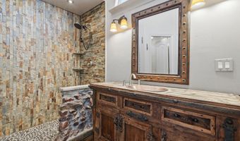 6610 E DIXILETA Dr, Cave Creek, AZ 85331