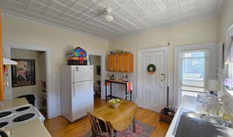 225-233 Main St, Brattleboro, VT 05301