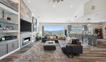 9420 Crest Dr, Spring Valley, CA 91977