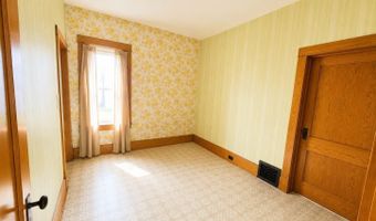 925 929 S 2nd Ave, Alpena, MI 49707