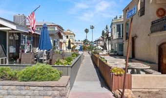749 Zanzibar Ct, San Diego, CA 92109