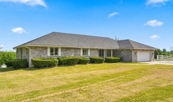 19360 Lawrence 2227, Aurora, MO 65605