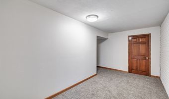 403 Southcreek Dr N, Indianapolis, IN 46217