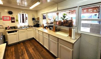 68 Front St, Big Sandy, TN 38221