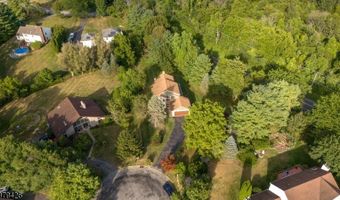 12 Thunder Dr, Alloway, NJ 07418