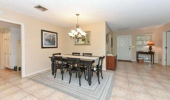 493 Forestview Dr, Atlantis, FL 33462