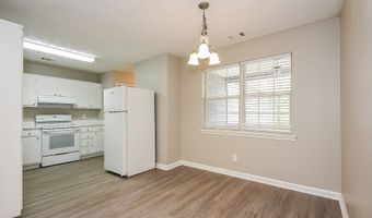 1635 River Glen Rd, Auburn, GA 30011