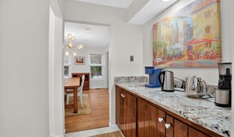 3725 KRYSIA Ct, Annandale, VA 22003