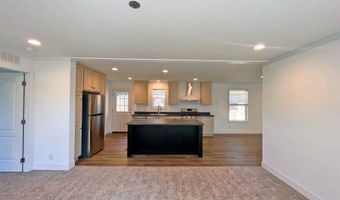 7055 Quarry Rd 201, Amherst, OH 44001