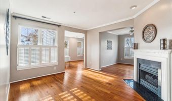 15610 EVERGLADE Ln E202, Bowie, MD 20716