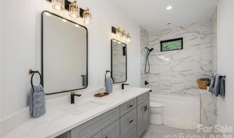 47 Scott Meadows Dr, Asheville, NC 28806
