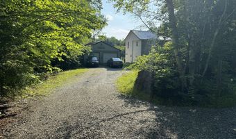 20 Moosehorn Rd, Abbot, ME 04406