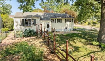 654 E Woodbridge Ave E, Avenel, NJ 07001