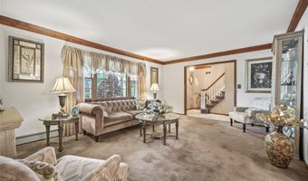 221 Lloyd Rd, Aberdeen, NJ 07747