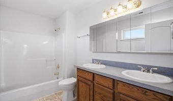 2533 21ST Ave, Albany, OR 97322