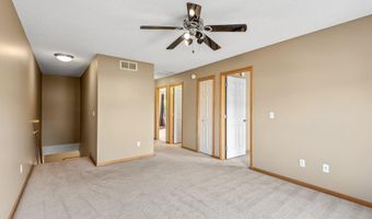 6637 Lamplight Dr, Albertville, MN 55301