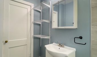 100 N AUSTIN Ave, Abingdon, IL 61410