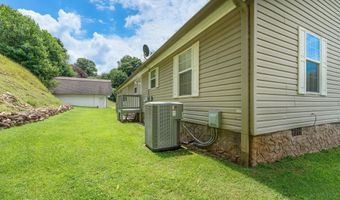 4122 Fairview Rd, Andrews, NC 28901