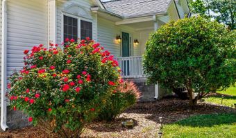 738 Dawson Creek Rd, Arapahoe, NC 28510