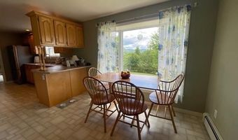 14 Grandview Dr, Berlin, NH 03570