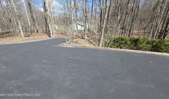 141 Old S Durham Hwy, Acra, NY 12405
