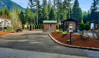 54432 MCKENZIE Hwy 40, Blue River, OR 97413