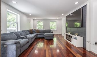 50 Chidsey Rd, Avon, CT 06001