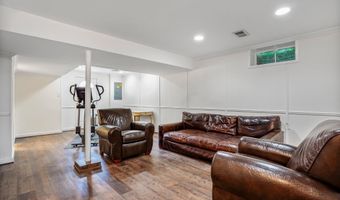 7110 COVENTRY Rd, Alexandria, VA 22306