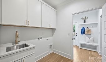 1501 Mimosa Ave, Charlotte, NC 28205