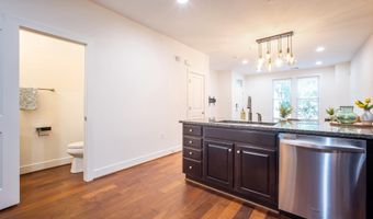 2215 RICHMOND Hwy 101, Alexandria, VA 22301