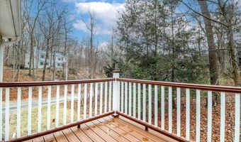 27 Long Meadow Ln, Bethel, CT 06801