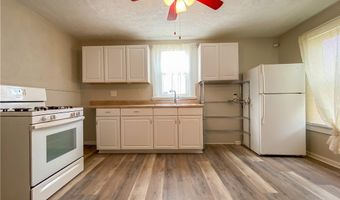 301 Wykes St, Aliquippa, PA 15001