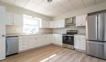 110 Edgewood Dr, Bedford, IN 47421