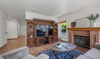 1205 Masterpiece Dr, Oceanside, CA 92057