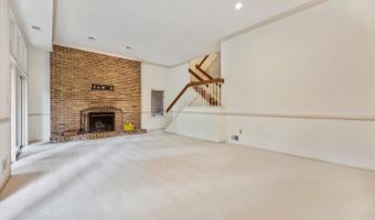 6 GOLDLEAF Ct, Bethesda, MD 20817