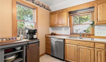 807 11th Ave NW, Austin, MN 55912
