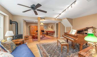 17 Red Oak Ln, Alexander, NC 28701