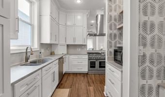 27 Chapel Hill Rd, Bay St. Louis, MS 39520
