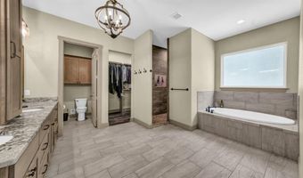 990 Doss Rd, Millsap, TX 76066