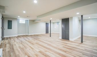 3529 GLENMORE Ave, Baltimore, MD 21206