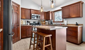 1148 W WILLIS Way, Appleton, WI 54913